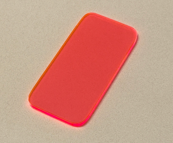 Methaphone clear phone to cut of screen time and doomscrolling